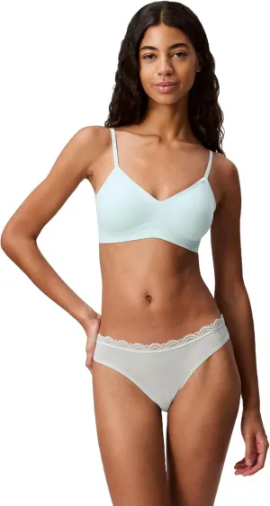 Calvin Klein Women's Invisibles Gel Wire Lightly Lined Bralette