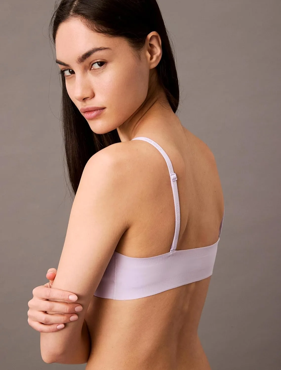 Calvin Klein Women's Invisibles Gel Wire Lightly Lined Bralette