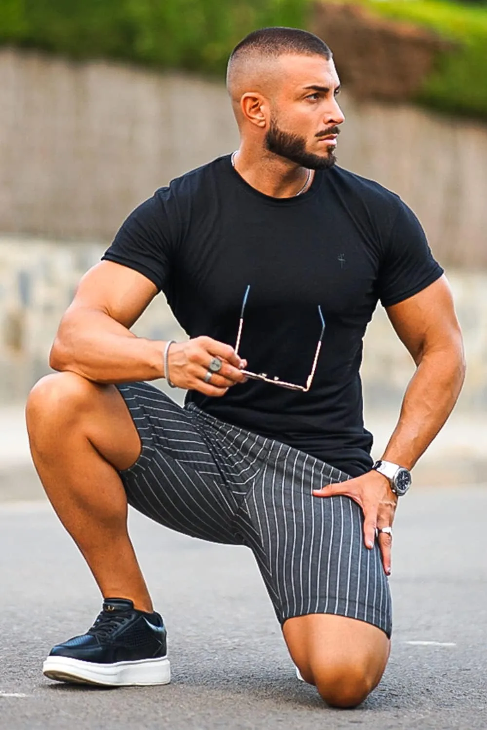Men's Skinny Fit Chino Shorts Elastic Waist Cotton Twill Flat Front Dress Shorts 9 Inch Inseam