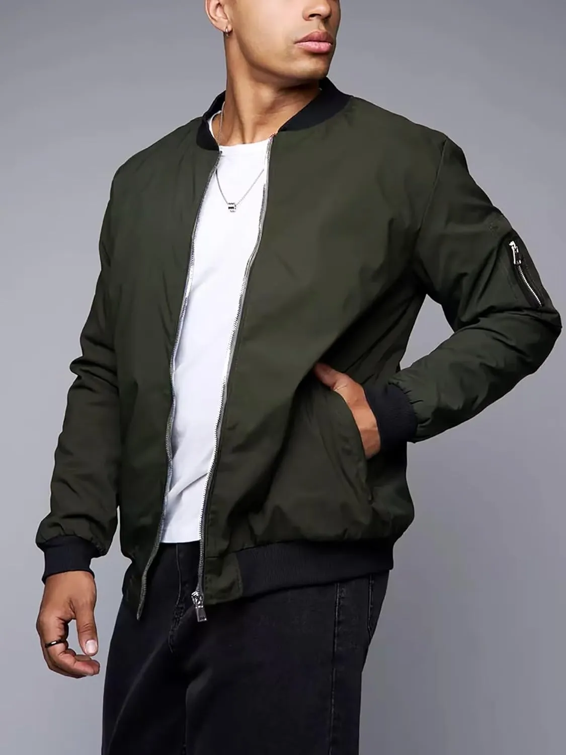 Men's Windbreaker Bomber Jackets Lightweight Water-Resistant Windproof Spring Fall Winter Stylish Jackets