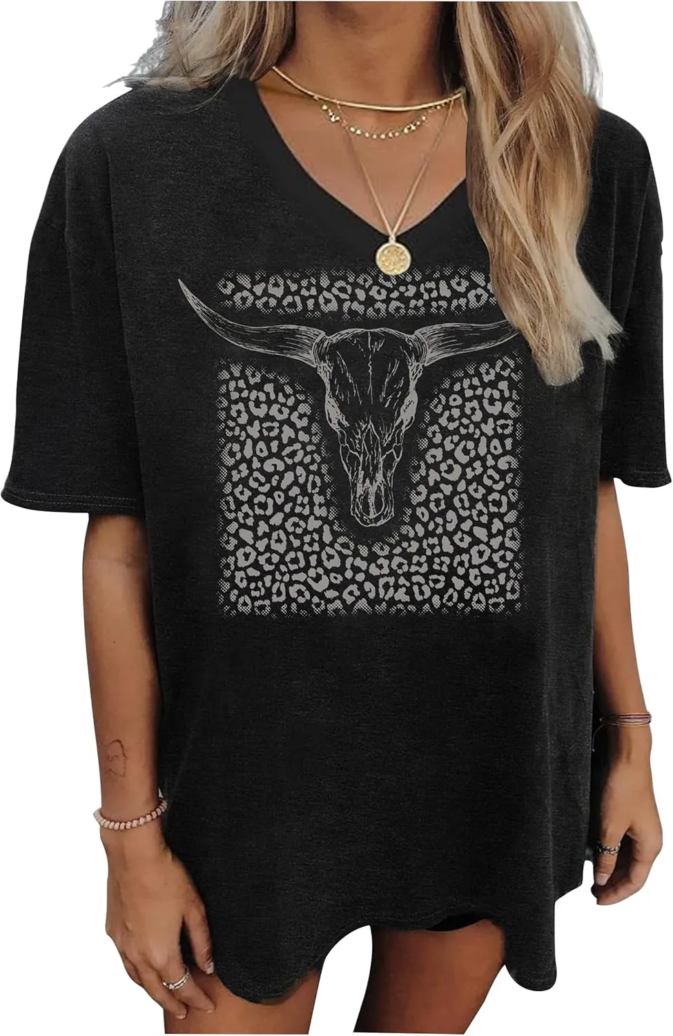 Oversized V Neck Shirts for Women Western Outfits Cowgirl Graphic Tshirts Coutnry Concert Nashville Tops Workout Clothes