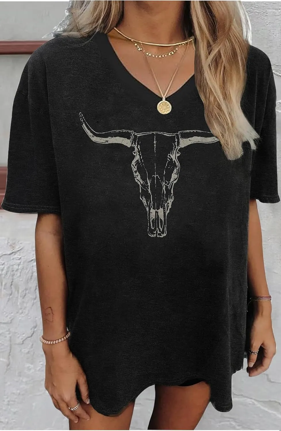 Oversized V Neck Shirts for Women Western Outfits Cowgirl Graphic Tshirts Coutnry Concert Nashville Tops Workout Clothes