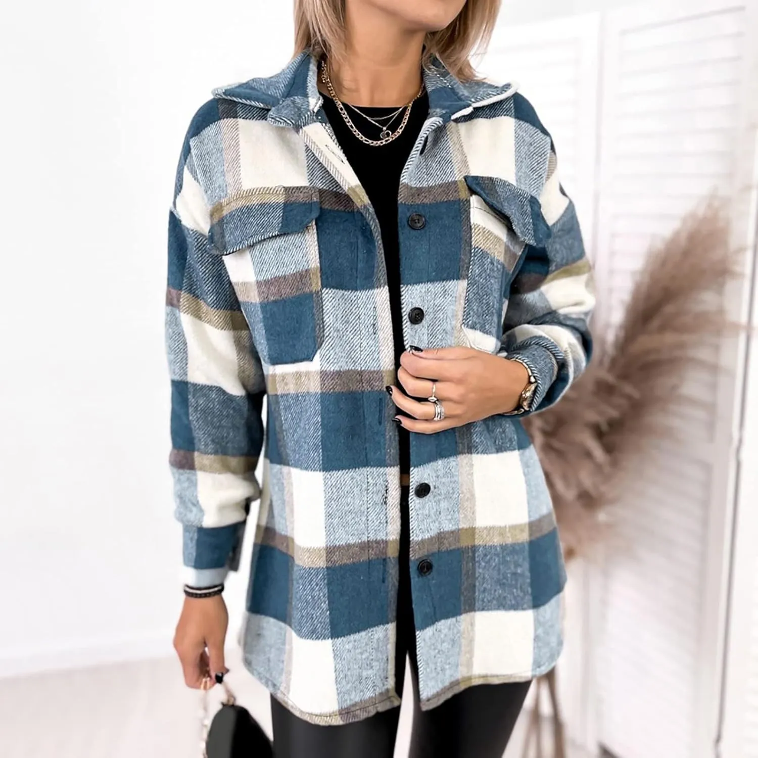 Women Plaid Shacket Jacket Button Down Wool Blend Fall Flannel Jacket Tartan Trench Coat Lapel Collar Loose Outerwear